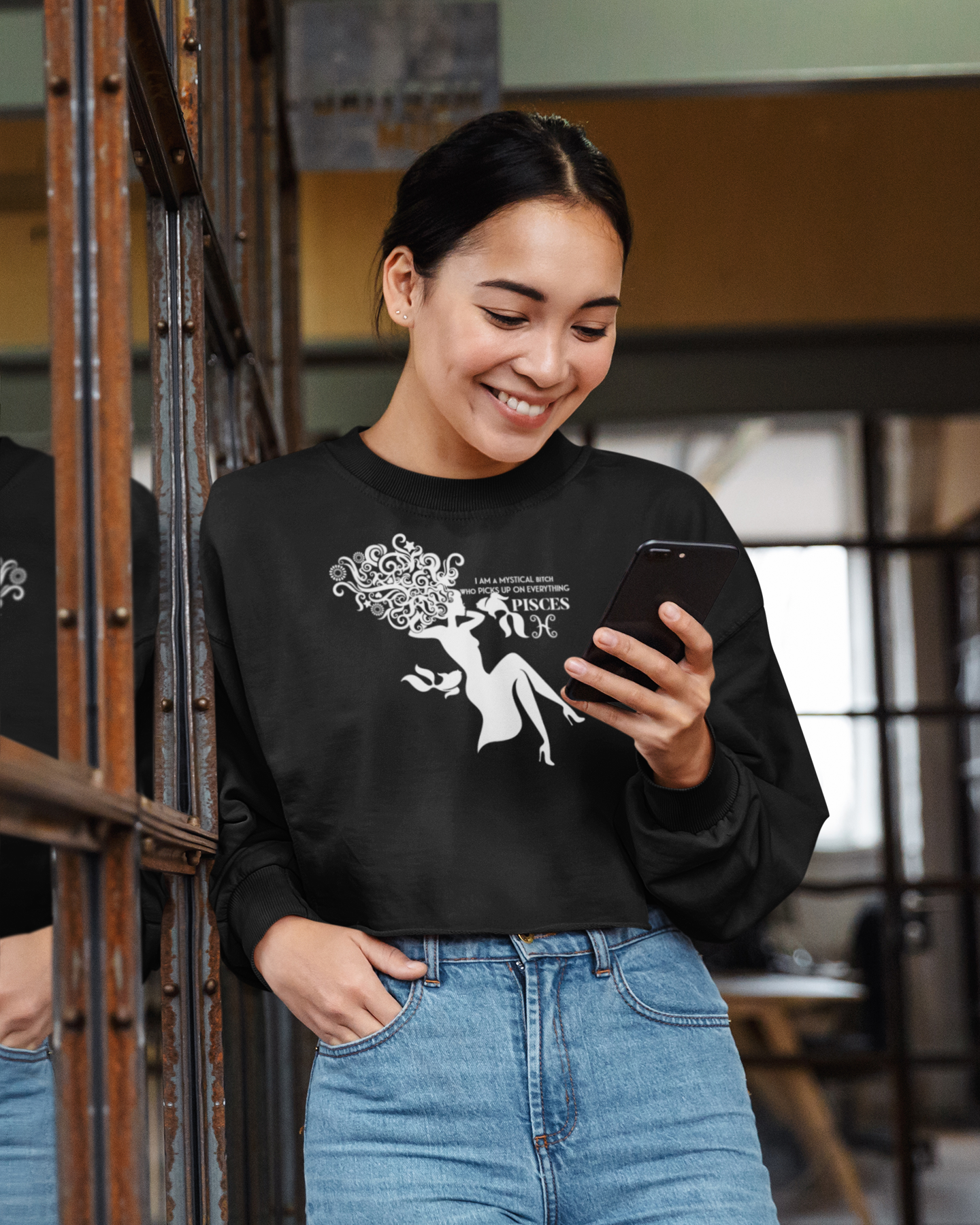 Crop Sweatshirt - Pisces