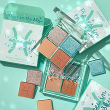 Load image into Gallery viewer, Full Glam Beauty &amp; Make Up Gift Set - Pisces
